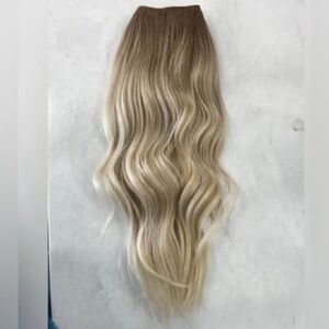 NEW Custom Full Density
Hair Extension ensemble